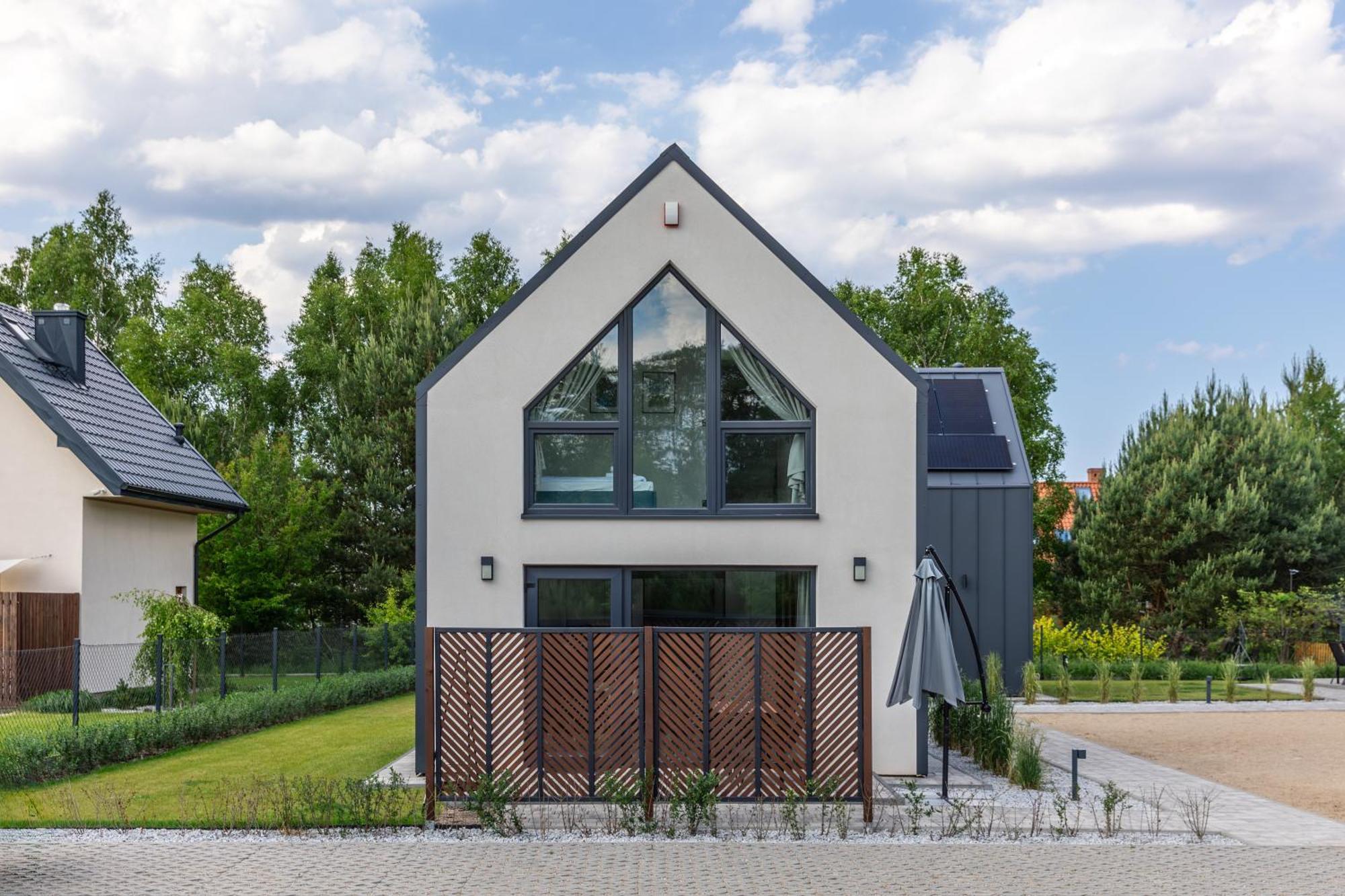 Zakatek Sasanki Villa ลูเบียโตโว ภายนอก รูปภาพ